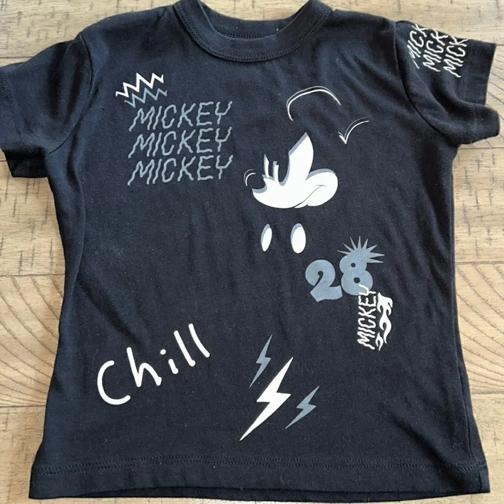 Disney’s Mickey Mouse 🐭🏰 Chill Oh Boy 👦 Tee Shirt 👕